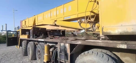 KYB cilindro idraulico utilizzato Kato NK-250E NK-500E NK-800E 80T gru camion a Shanghai