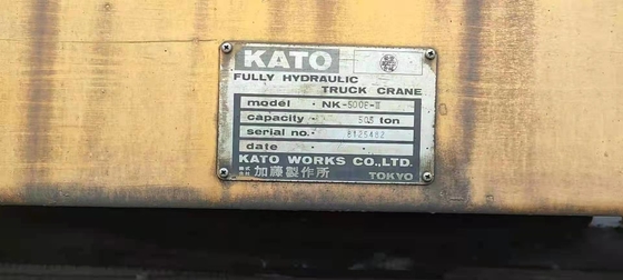 Giappone Kato NK-250E NK-500E NK-800E 80T Gru camion Gru mobile QY25K QY25KA QY50KA QY50K QY70K QY70KA QY100K STC500 a Shanghai