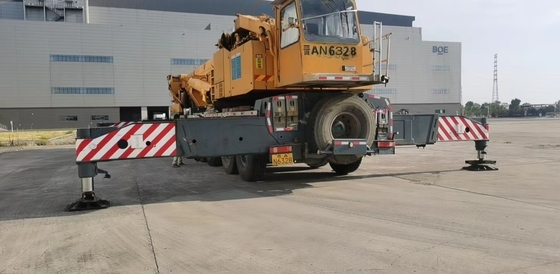 150000 kg Peso Liebherr LTM1300 Granata per tutti i terreni Tadano TG-1000E 100T 50T Granata mobile