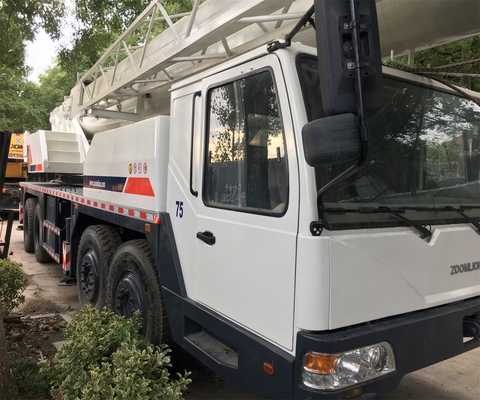 ZOOMLION QAY180 Gru camion gru mobile 70000 kg per il mercato cinese dell'edilizia