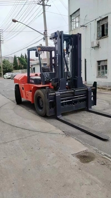Migliora l'efficienza del tuo magazzino con il carrello elevatore HANGCH R100 e la lunghezza della forcella di 1220 mm
