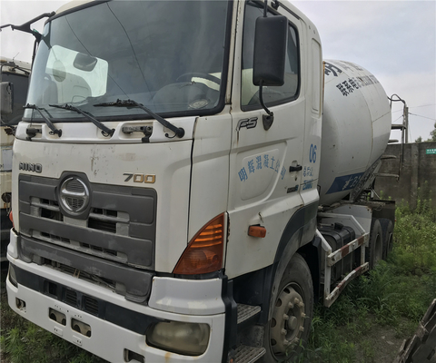 12000 KG di produzione di calcestruzzo 12.9L Usato HINO700ZOU Mixer Truck per la costruzione a prezzi accessibili