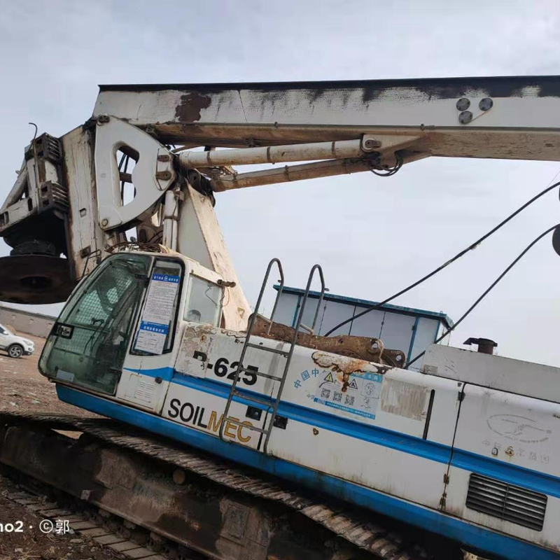 Scavatrice Soilmec R-625 R-516 R-622 SR-60 SR-70 SR-80 proveniente dall'Italia per l'estrazione di energia