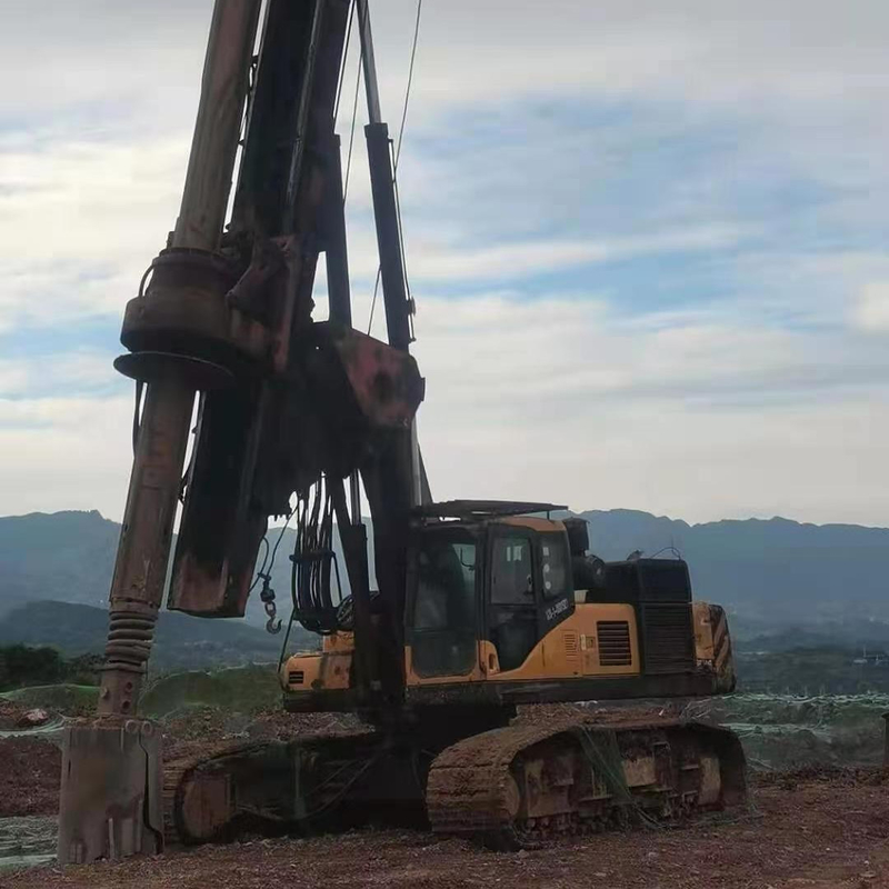Rig di perforazione rotante Soilmec SR-60 SR-65 SR-70 SR-80 SR-80C con profondità di perforazione di 78 m