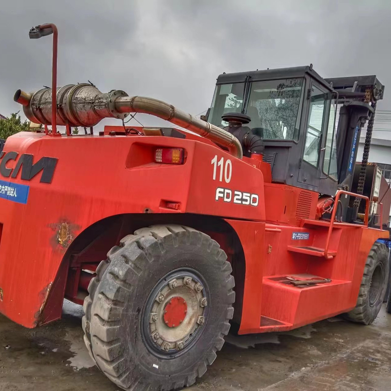 Strumenti di sollevamento per carrelli elevatori TCM FD250 Larghezza della forchetta 125 mm per applicazioni versatili