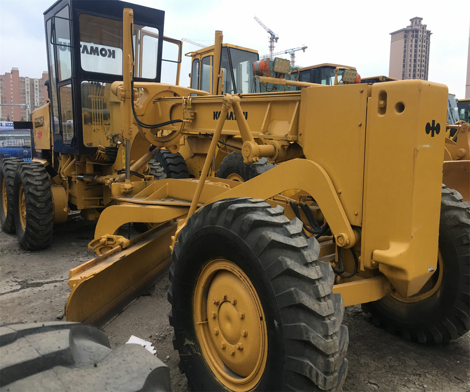 GD823A Motor Grader per la costruzione e la manutenzione di strade Komatsu 140H 120H 12H 140K 140G